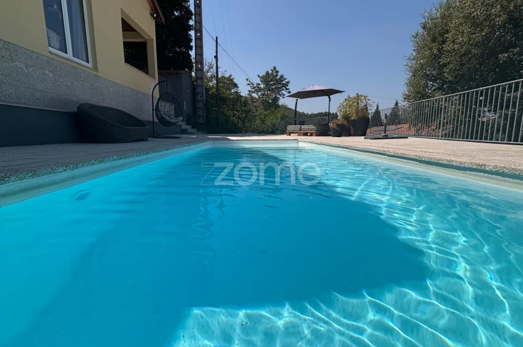 Moradia T4 para Venda em Venda Nova e Pondras Foto 15