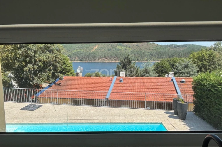 Moradia T4 para Venda em Venda Nova e Pondras Foto 65