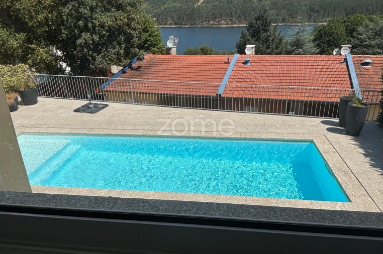 Moradia T4 para Venda em Venda Nova e Pondras Foto 17