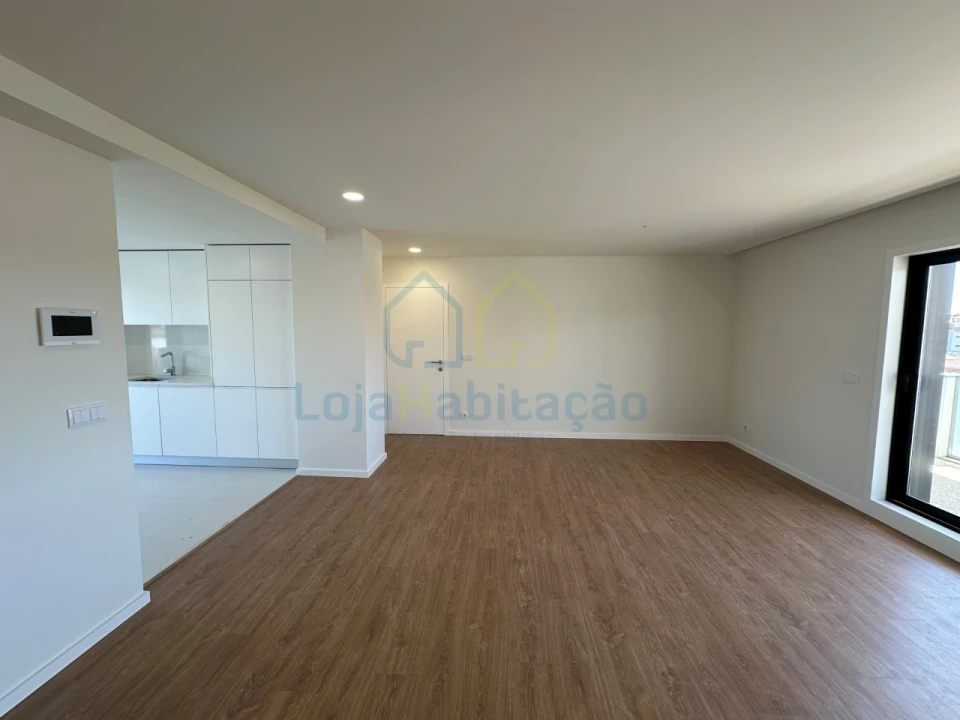 Apartamento T3 para Venda em Vila Nova de Famalicão e Calendário Foto 5