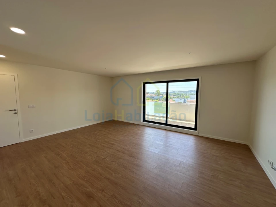 Apartamento T3 para Venda em Vila Nova de Famalicão e Calendário Foto 7