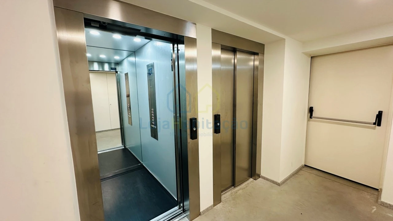 Apartamento T3 para Venda em Vila Nova de Famalicão e Calendário Foto 33