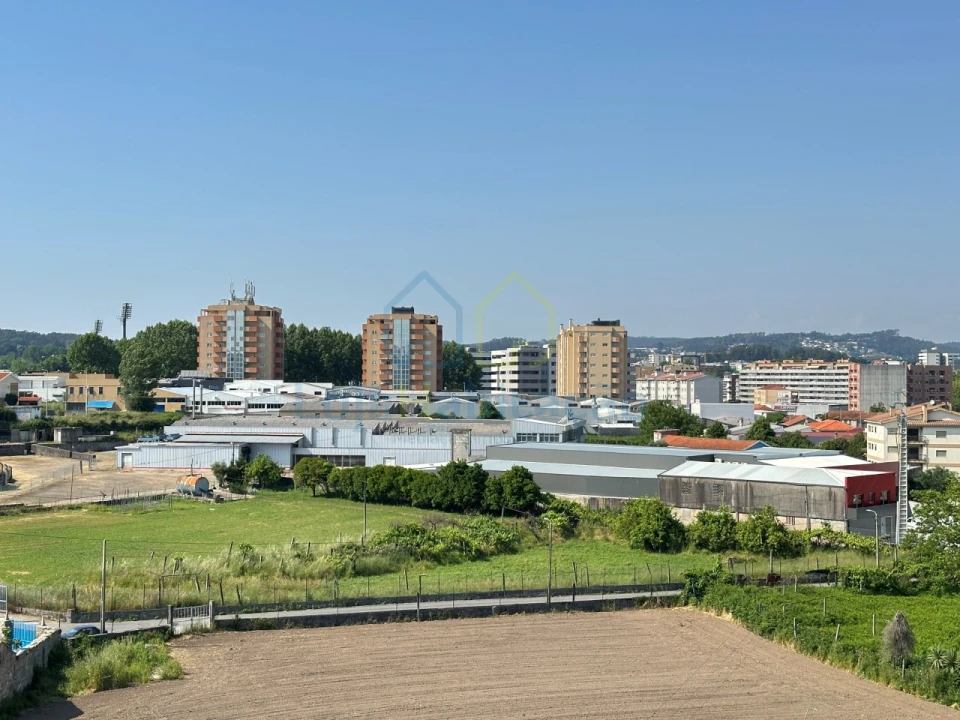 Apartamento T3 para Venda em Vila Nova de Famalicão e Calendário Foto 38