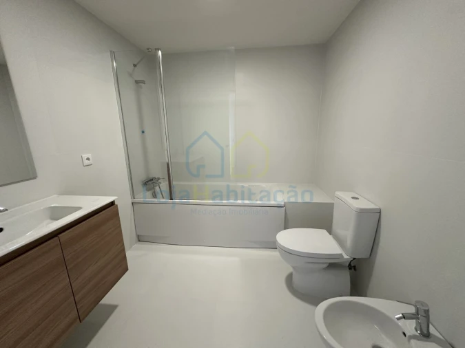 Apartamento T3 para Venda em Vila Nova de Famalicão e Calendário Foto 21