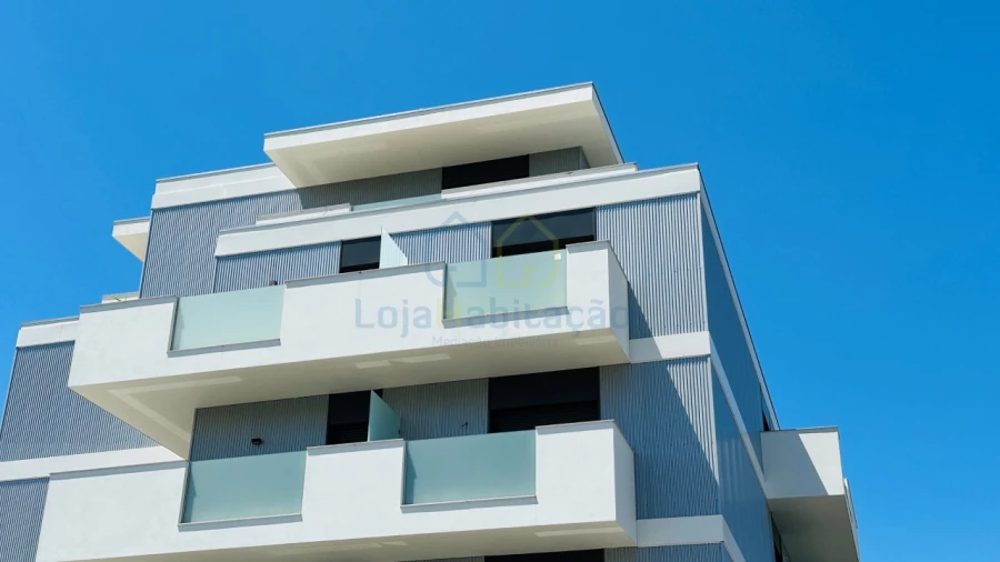 Apartamento T3 para Venda em Vila Nova de Famalicão e Calendário Foto 2