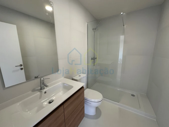 Apartamento T3 para Venda em Vila Nova de Famalicão e Calendário Foto 18