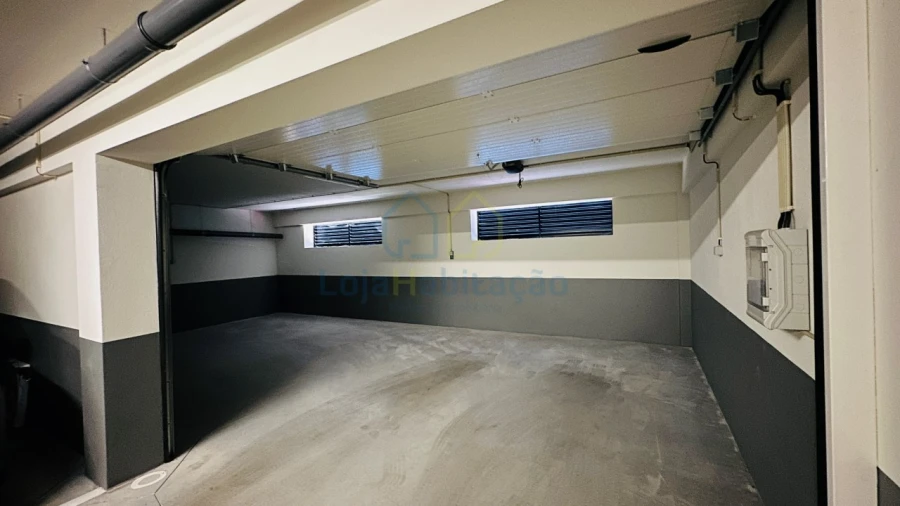 Apartamento T3 para Venda em Vila Nova de Famalicão e Calendário Foto 30