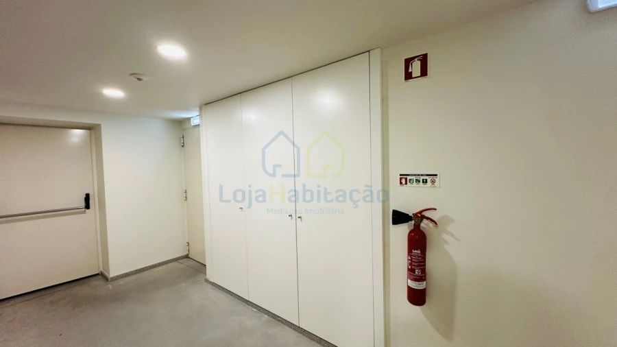 Apartamento T3 para Venda em Vila Nova de Famalicão e Calendário Foto 32