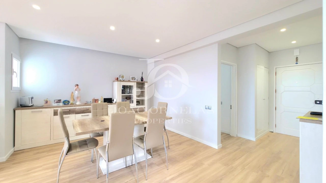 Apartamento T3 para Venda em Santo Antonio Foto 9