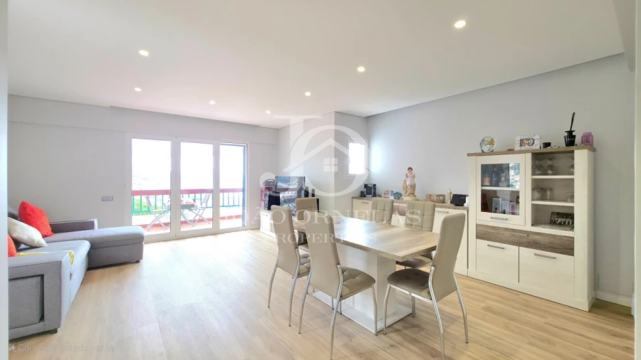 Apartamento T3 para Venda em Santo Antonio Foto 7