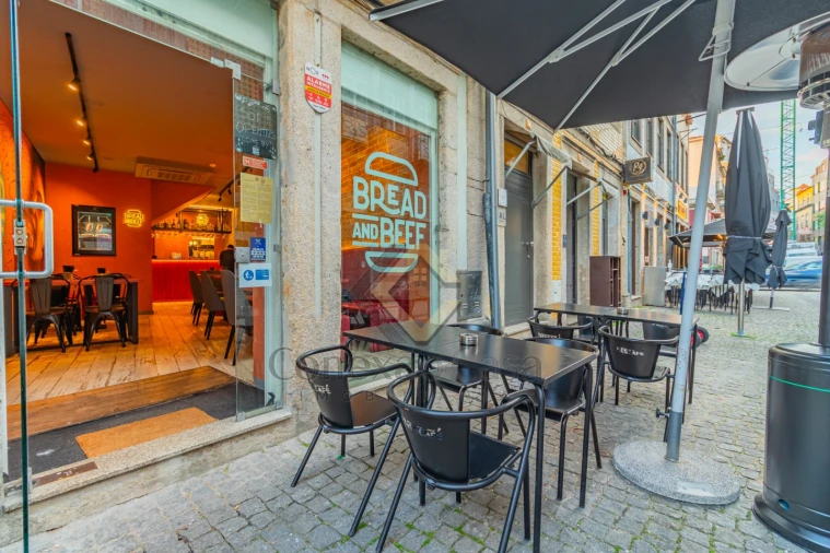 Negócio para Arrendamento em Cedofeita, Santo Ildefonso, Sé, Miragaia, São Nicolau e Vitória Foto 11