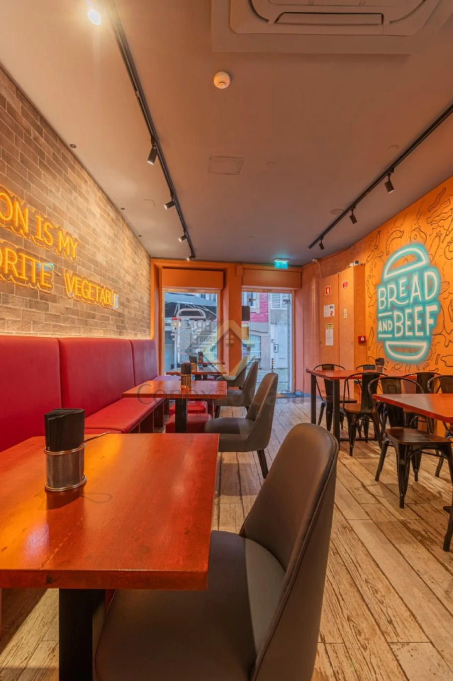 Negócio para Arrendamento em Cedofeita, Santo Ildefonso, Sé, Miragaia, São Nicolau e Vitória Foto 19