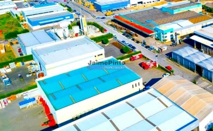 Armazém para Venda em Cortegaça