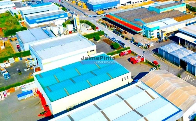 Armazém para Venda em Cortegaça Foto 1