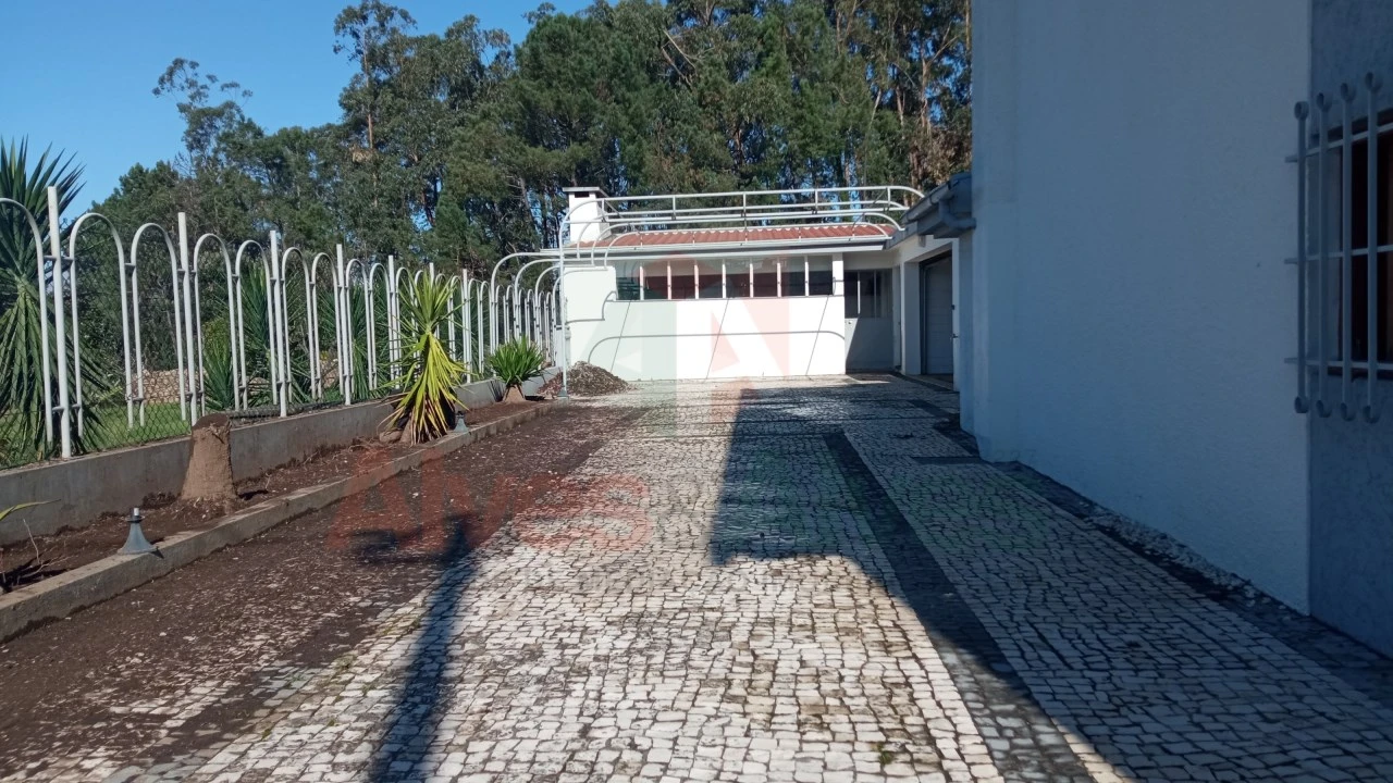Moradia T5 para Venda em Folgosa Foto 17