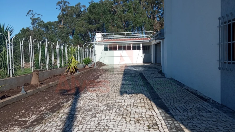 Moradia T5 para Venda em Folgosa Foto 17