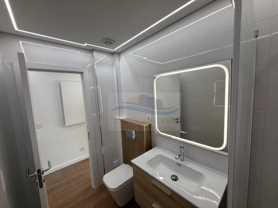 Apartamento T2 para Venda em Falagueira-Venda Nova Foto 6