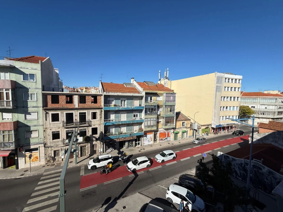 Apartamento T2 para Venda em Falagueira-Venda Nova Foto 15