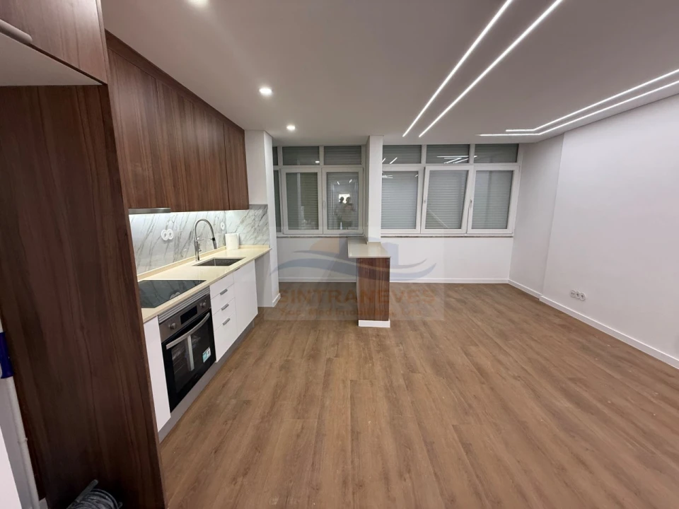 Apartamento T2 para Venda em Falagueira-Venda Nova Foto 17
