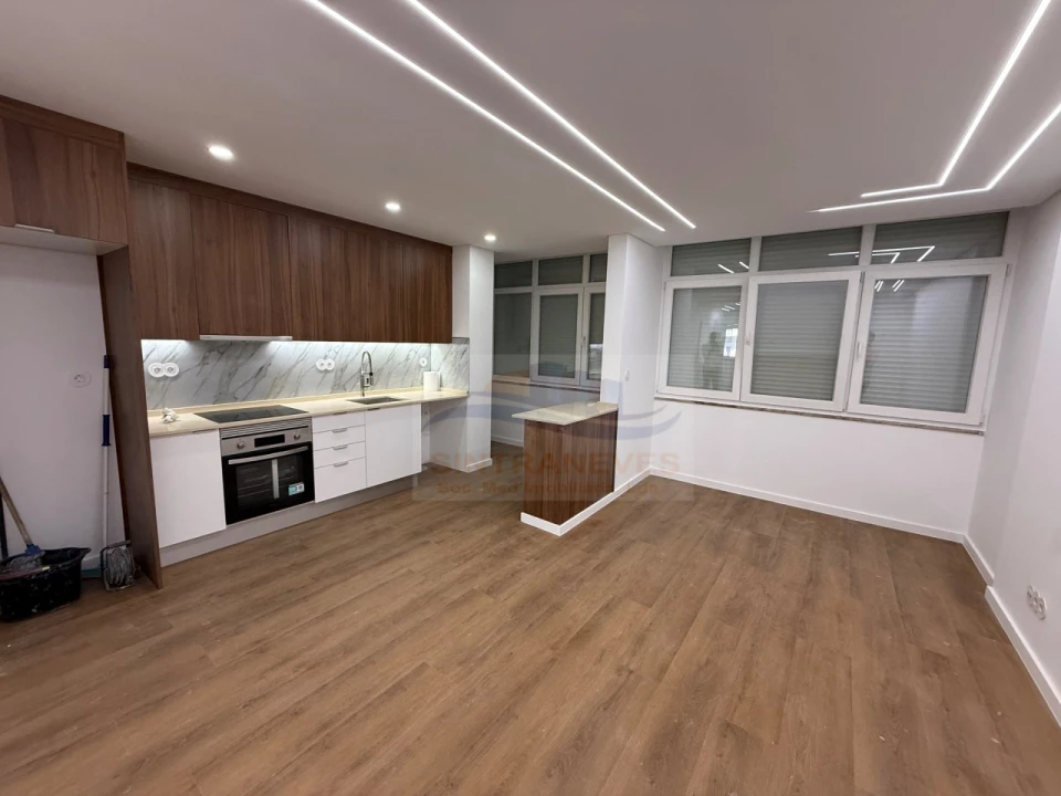 Apartamento T2 para Venda em Falagueira-Venda Nova Foto 18