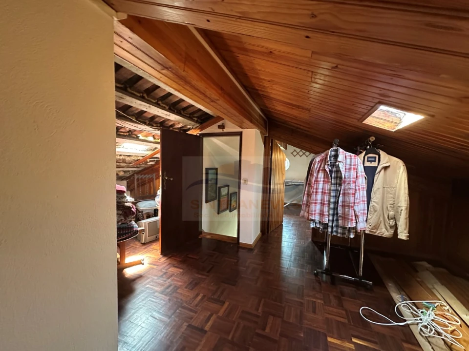 Moradia T4 para Venda em Alcobaça e Vestiaria Foto 5
