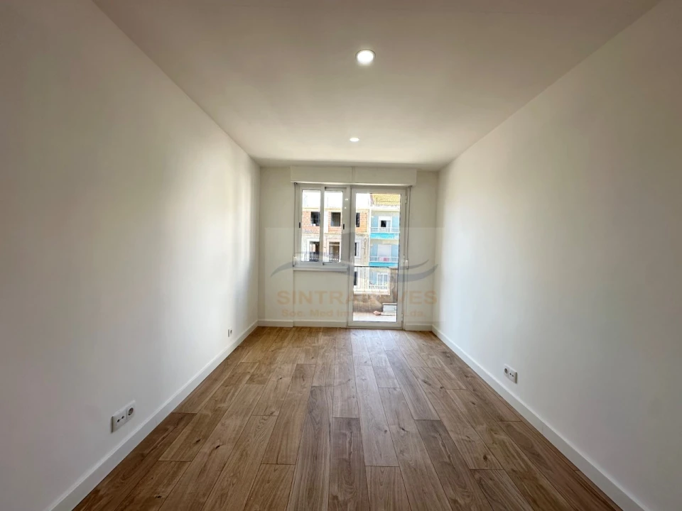 Apartamento T2 para Venda em Falagueira-Venda Nova Foto 7
