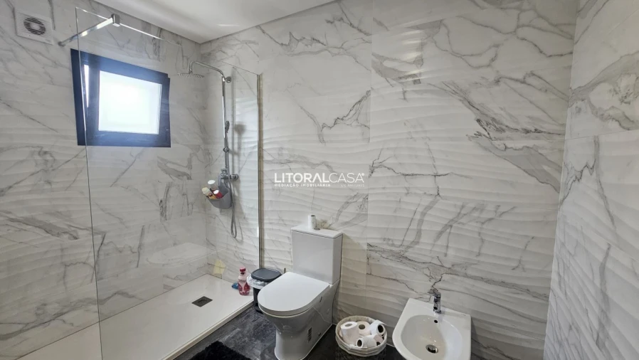 Moradia T3 para Venda em Febres Foto 7