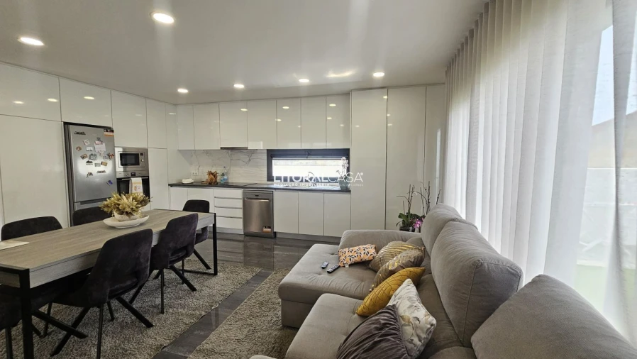 Moradia T3 para Venda em Febres Foto 4