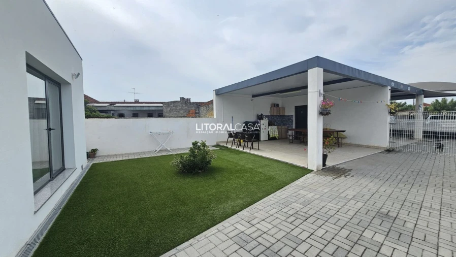 Moradia T3 para Venda em Febres Foto 27