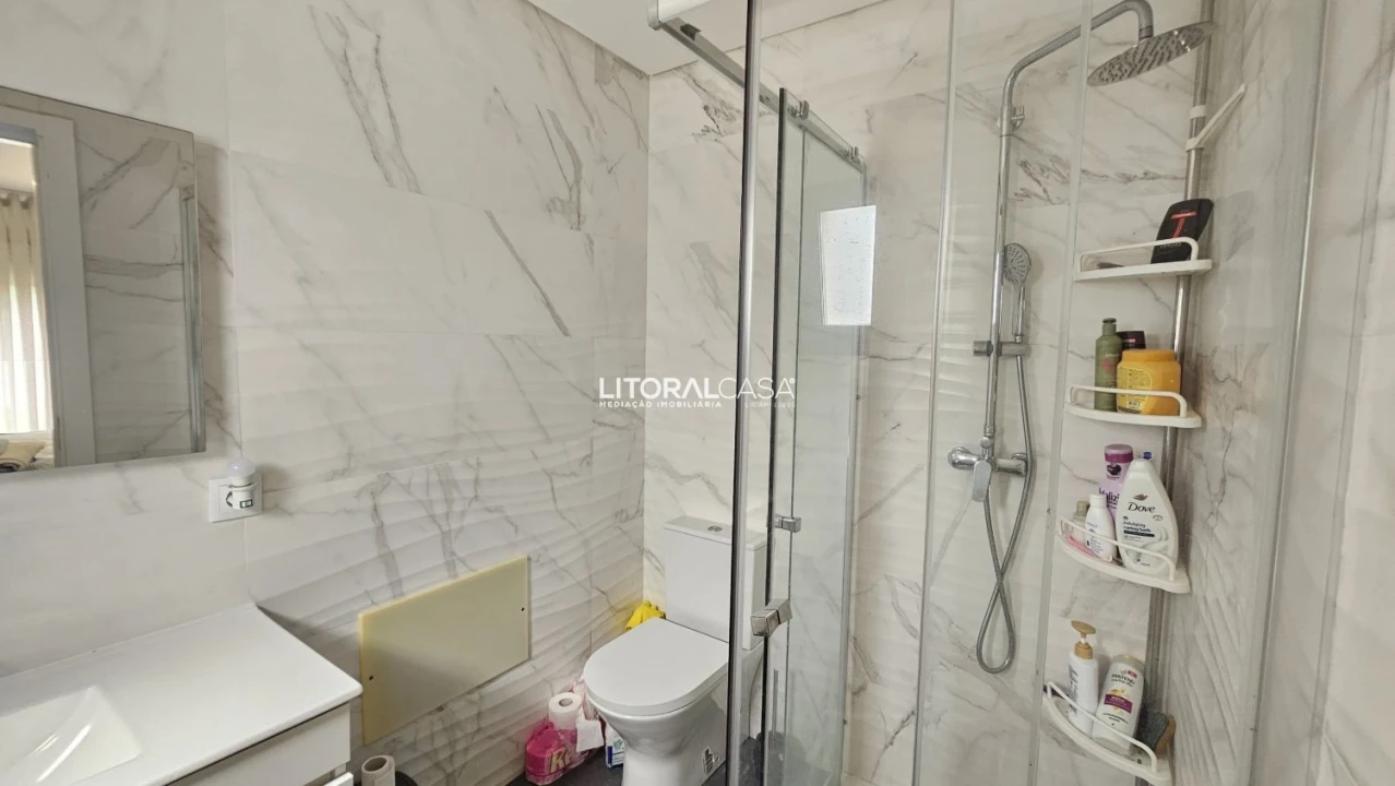 Moradia T3 para Venda em Febres Foto 18