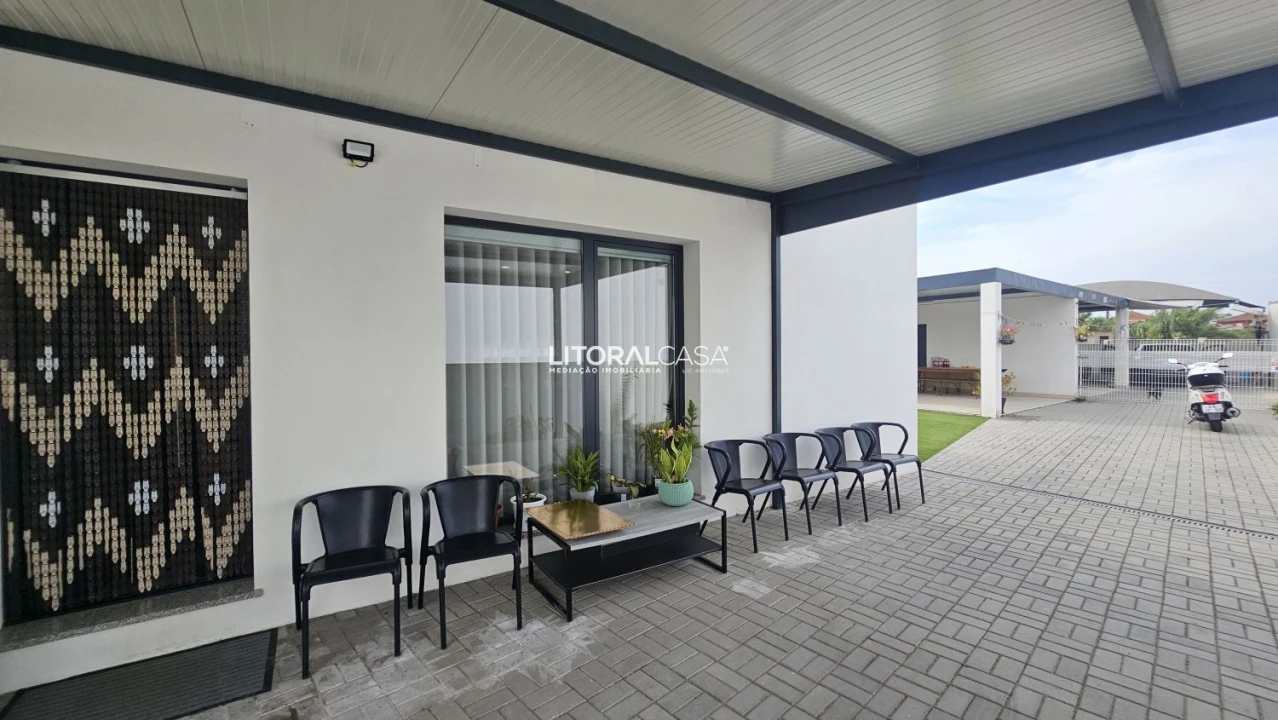 Moradia T3 para Venda em Febres Foto 26