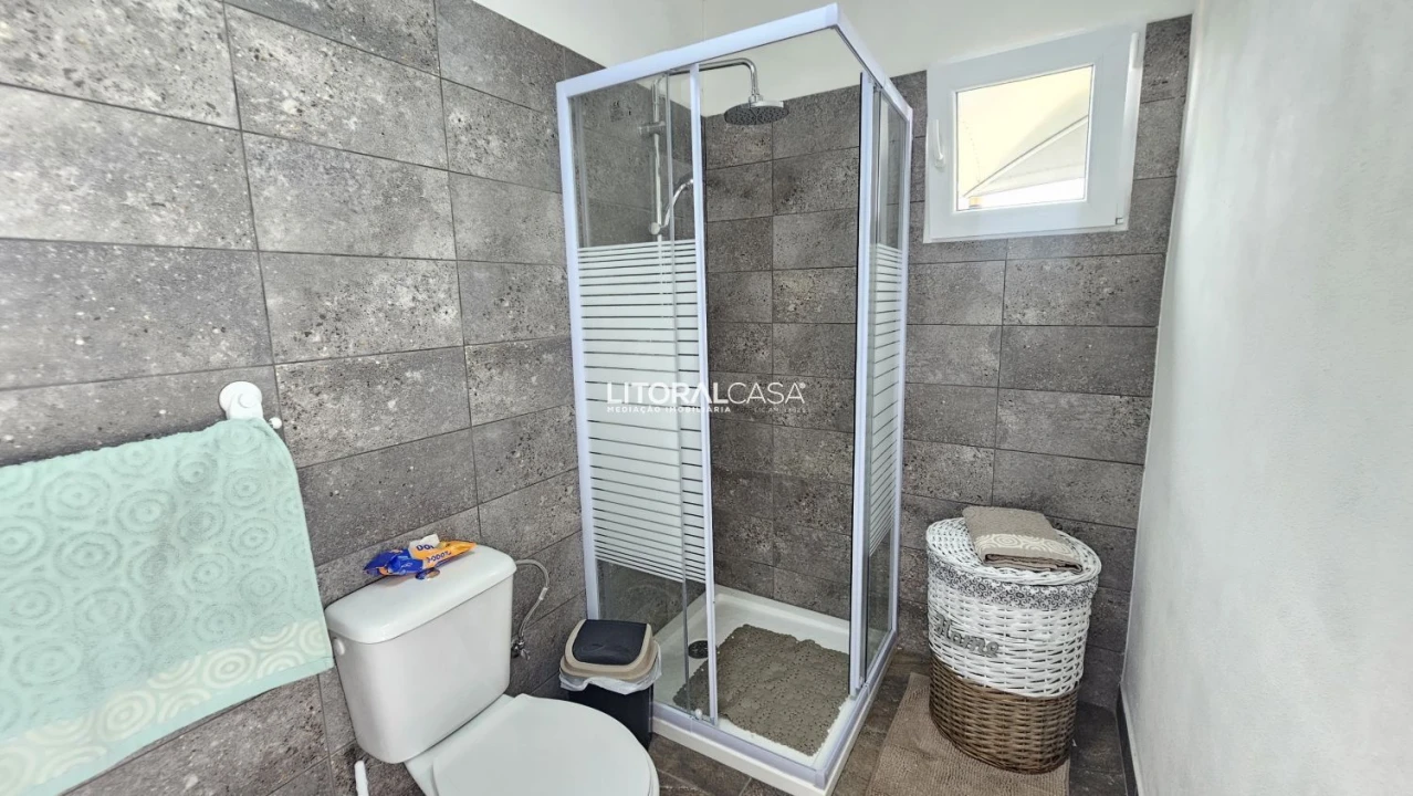 Moradia T3 para Venda em Febres Foto 28