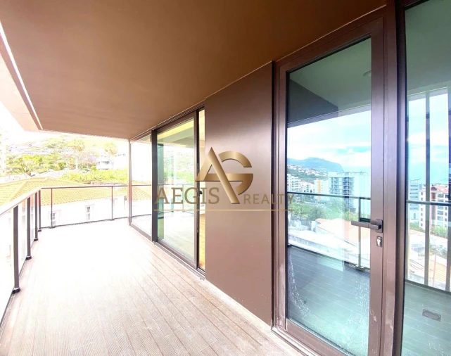 Apartamento T2 para Venda em São Martinho Foto 1