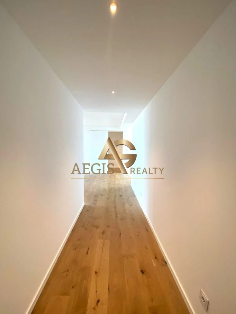 Apartamento T2 para Venda em São Martinho Foto 4