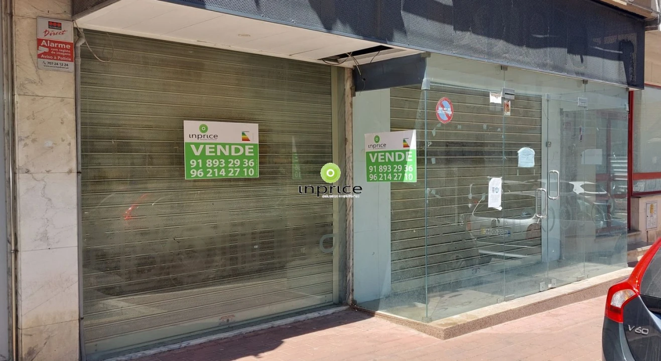 Loja para Venda em Sacavém e Prior Velho Foto 1