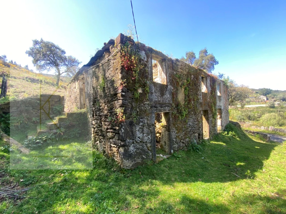 Moradia T2 para Venda em Cabração e Moreira do Lima Foto 25