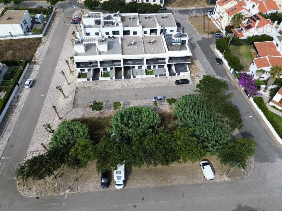 Terreno para Venda em Sines Foto 6