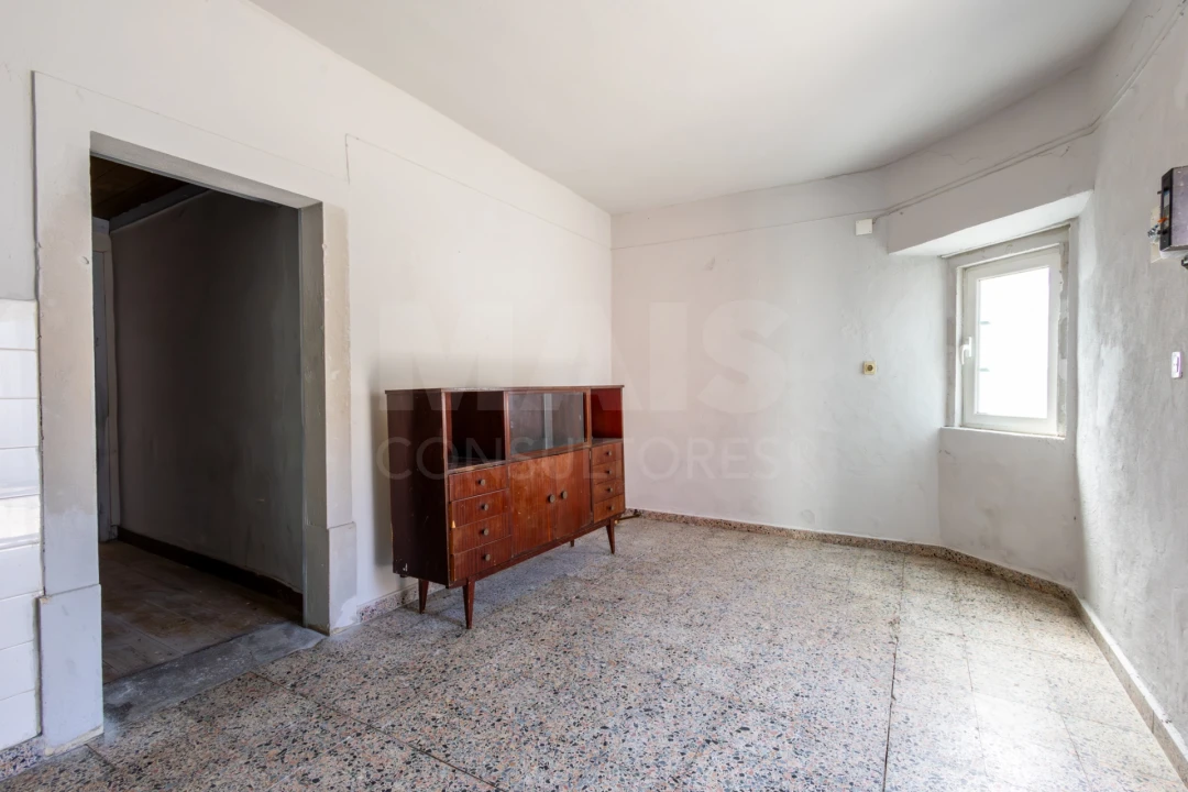 Moradia T1 para Venda em Santa Catarina Foto 11