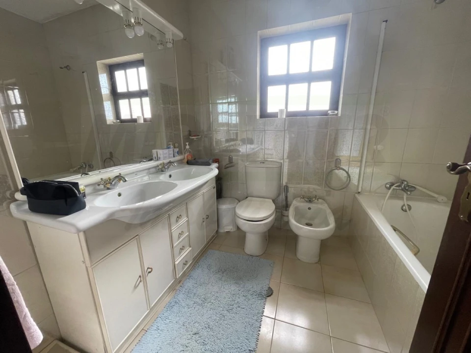 Moradia T4 para Venda em Porto Covo Foto 12