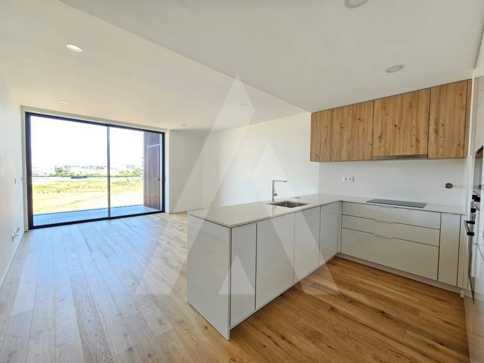 Apartamento T1 para Arrendamento em Glória e Vera Cruz Foto 1