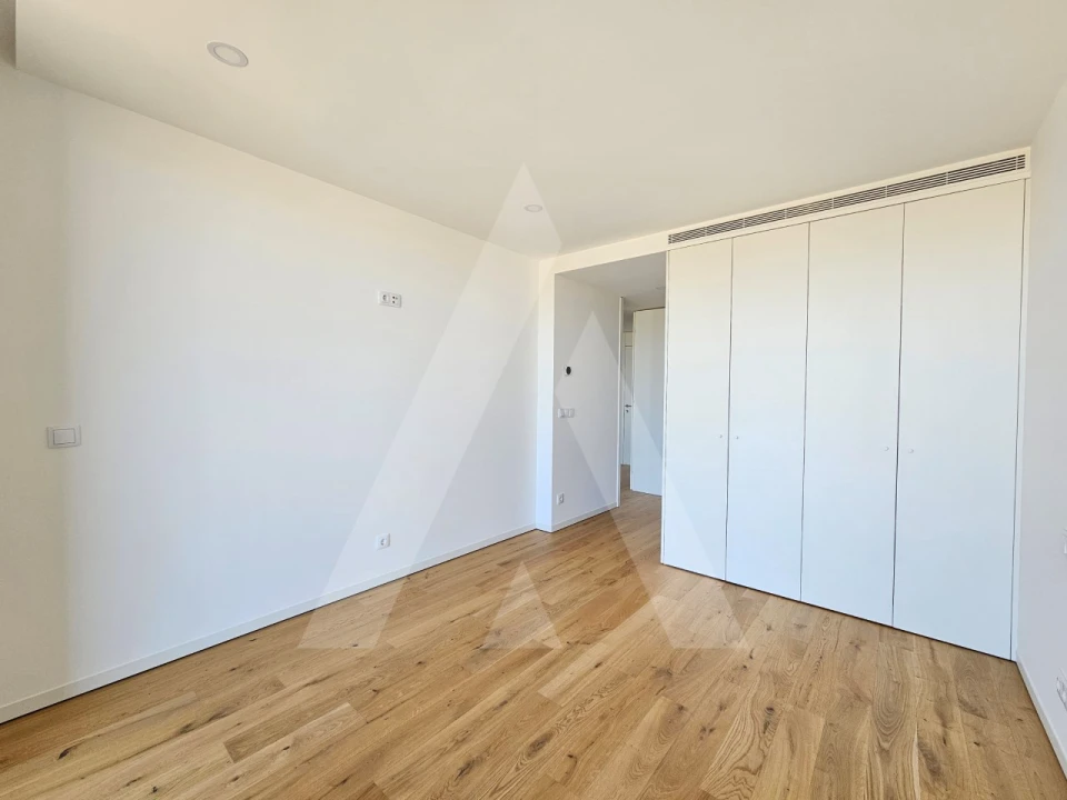Apartamento T1 para Arrendamento em Glória e Vera Cruz Foto 5