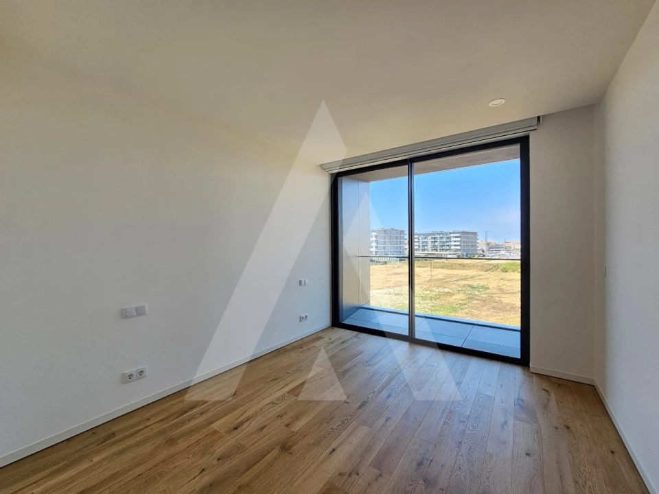 Apartamento T1 para Arrendamento em Glória e Vera Cruz Foto 7