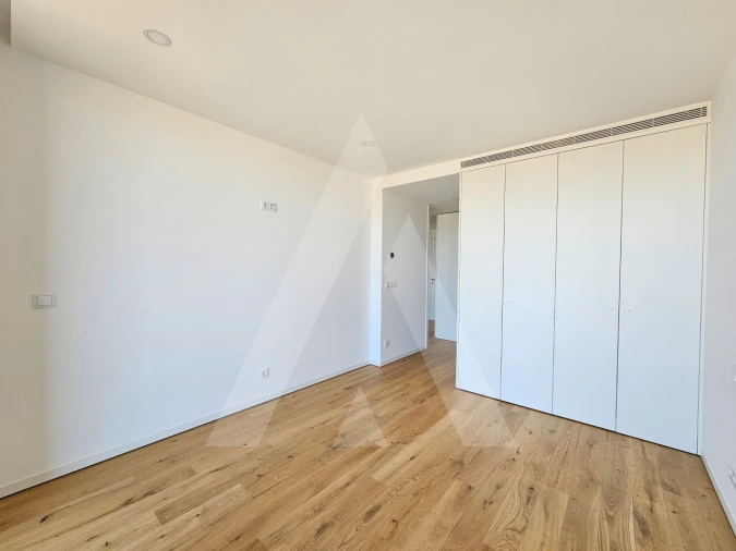 Apartamento T1 para Arrendamento em Glória e Vera Cruz Foto 5