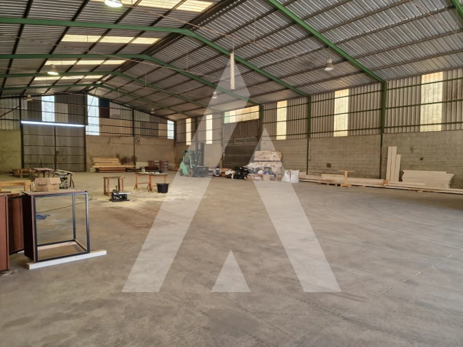 Armazém para Venda em Carnide Foto 4