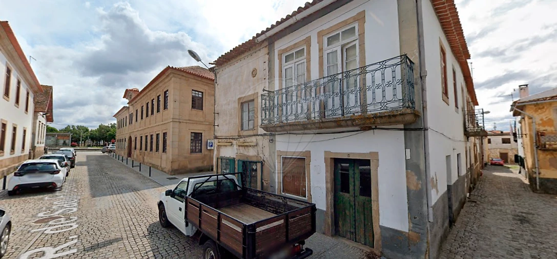 Prédio para Venda em Figueira de Castelo Rodrigo Foto 7