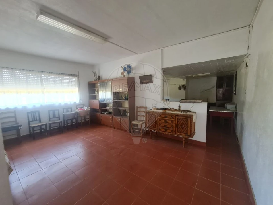 Moradia T4 para Venda em Envendos Foto 20