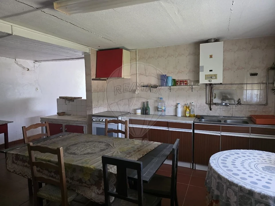 Moradia T4 para Venda em Envendos Foto 23