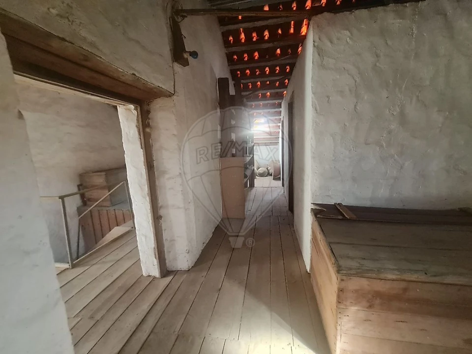 Moradia T4 para Venda em Envendos Foto 15