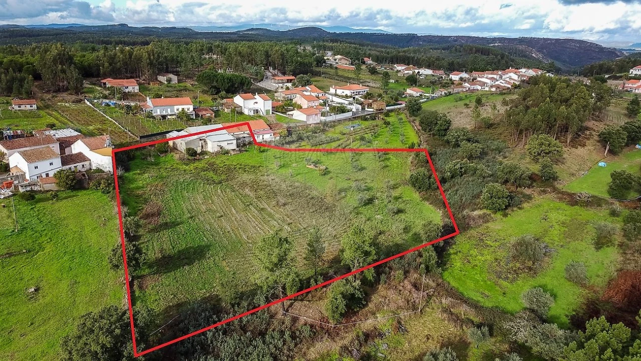 Moradia T4 para Venda em Envendos Foto 42