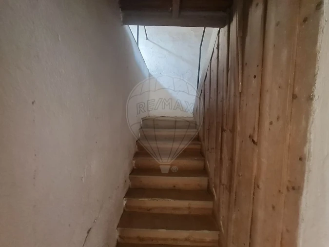 Moradia T4 para Venda em Envendos Foto 28